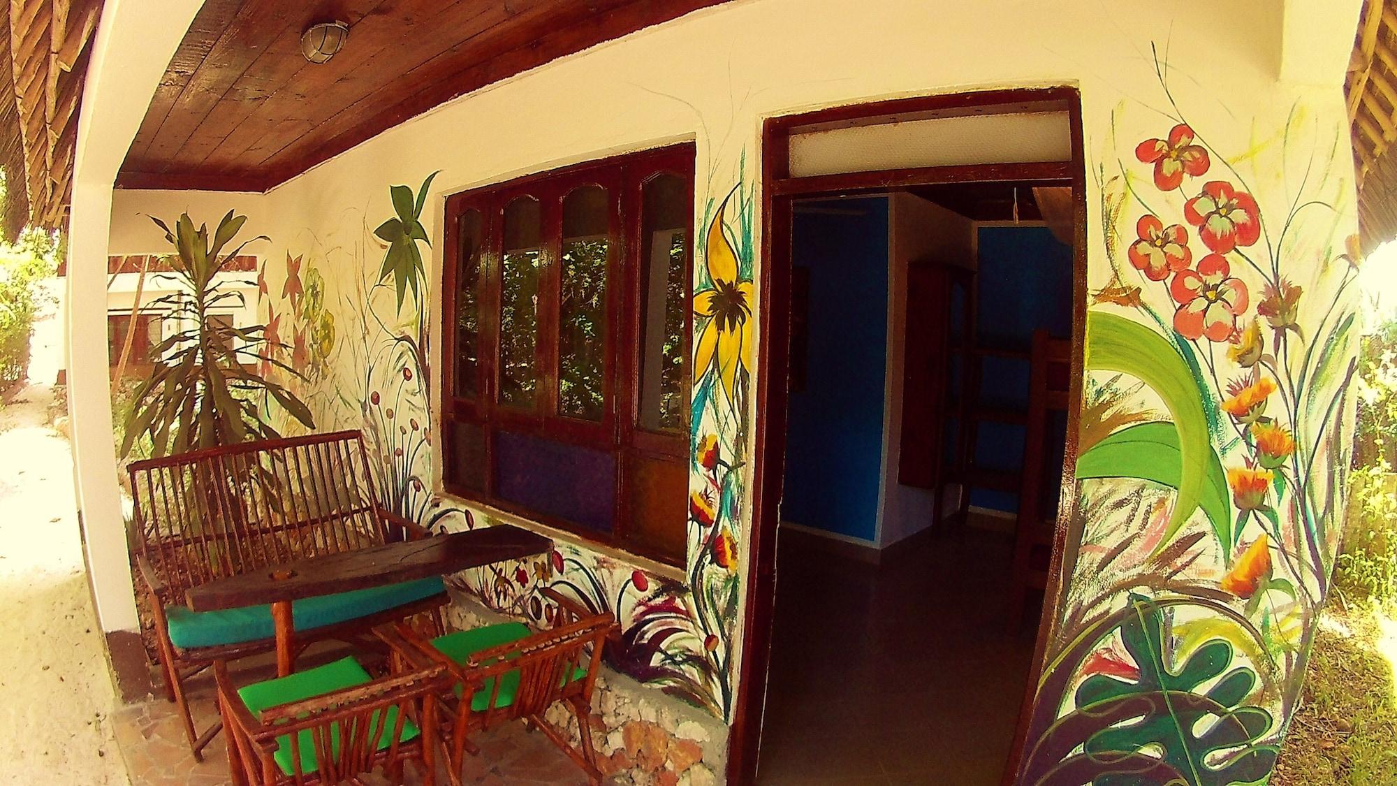 Waikiki Resort Pwani Mchangani Exterior photo