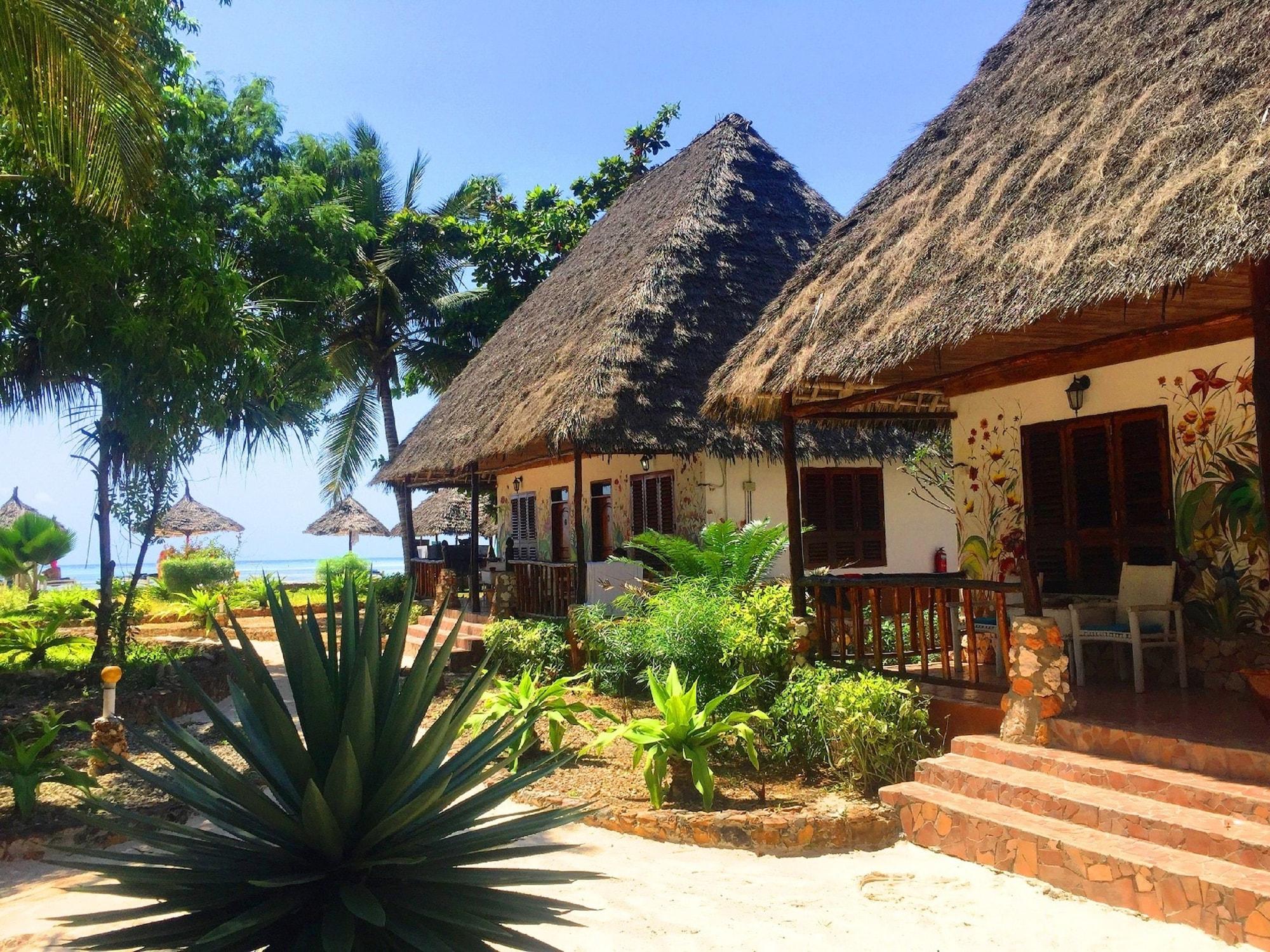 Waikiki Resort Pwani Mchangani Exterior photo
